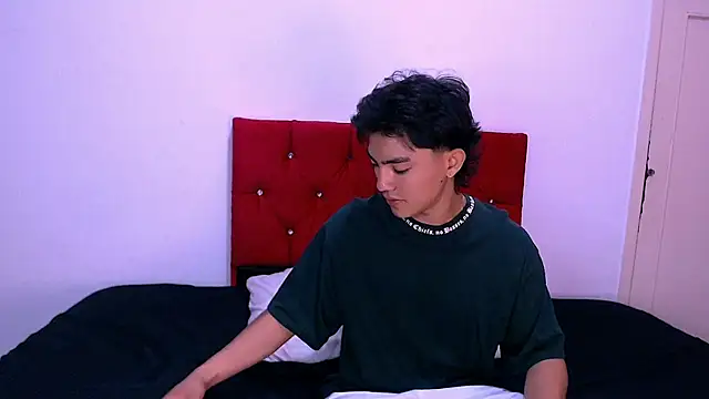 RomeoMillerr online show from 11/21/25, 07:12