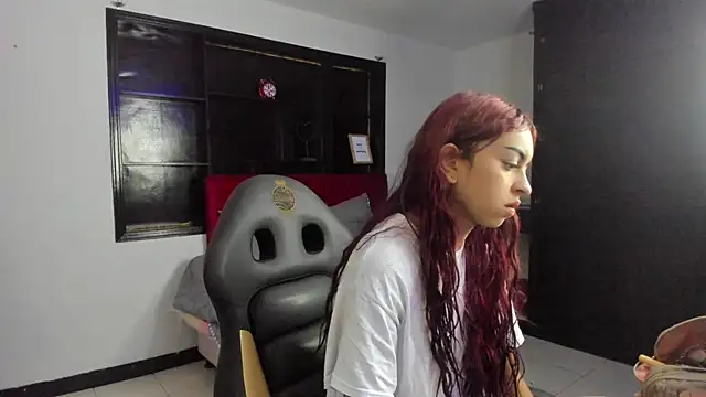  ceeleste cute  online show from 11/30/25, 12:53