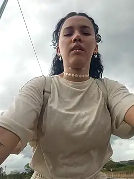 Snapshot of _TOMOE chatting on 10/21/25, 06:41  TOMOE online show from 10/21/25, 06:41