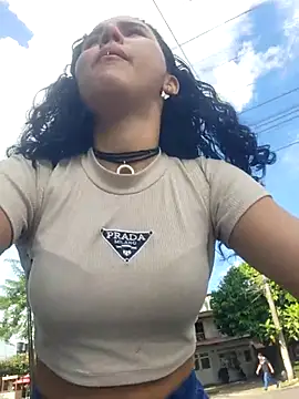 Snapshot of _TOMOE chatting on 10/25/25, 07:52  TOMOE online show from 10/25/25, 07:52