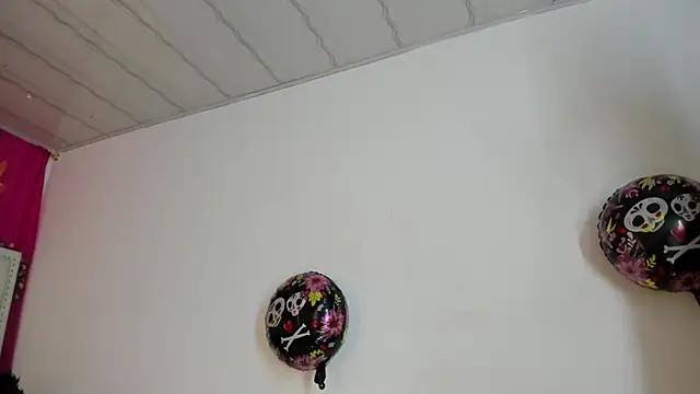 XaanderGrey online show from 10/06/25, 07:22