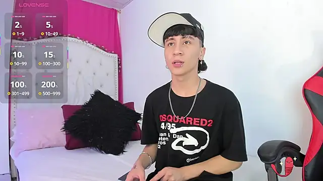 XaanderGrey online show from 11/04/25, 07:46