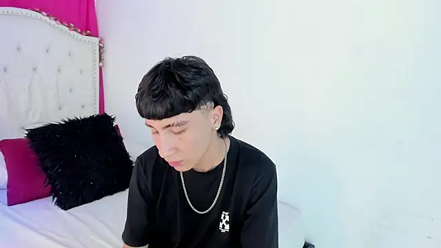 XaanderGrey online show from 12/05/25, 07:10