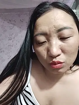 Snapshot of zhen-zo chatting on 05/12/26, 06:27 zhen-zo online show from 05/12/26, 06:27