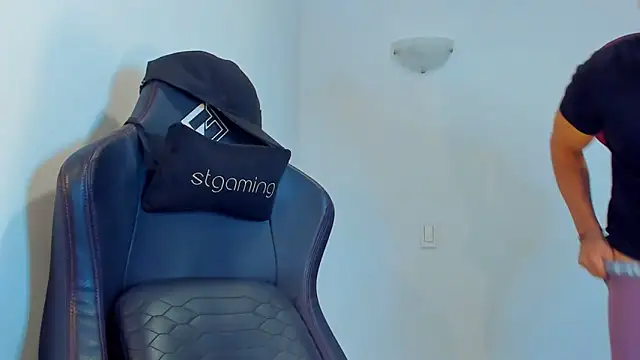 JoshRigby online show from 04/05/26, 06:38