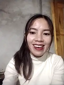 Snapshot of lmc-zz chatting on 05/02/26, 12:43 lmc-zz online show from 05/02/26, 12:43
