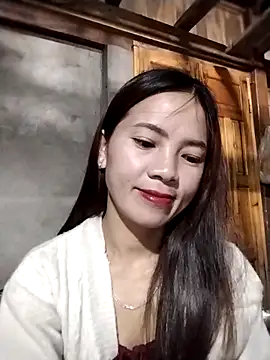 Snapshot of lmc-zz chatting on 05/13/26, 12:19 lmc-zz online show from 05/13/26, 12:19