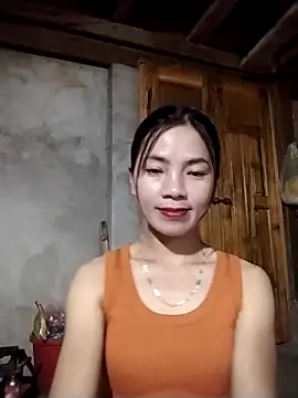 Snapshot of lmc-zz chatting on 05/14/26, 01:07 lmc-zz online show from 05/14/26, 01:07
