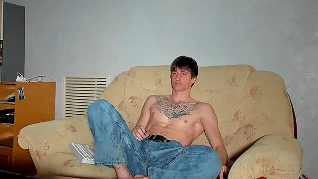 Snapshot of sweet_smith8 chatting on 03/17/26, 08:23 sweet smith8 online show from 03/17/26, 08:23