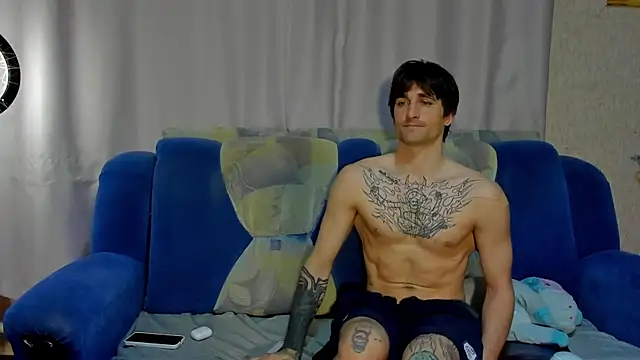 Snapshot of sweet_smith8 chatting on 04/14/26, 12:05 sweet smith8 online show from 04/14/26, 12:05