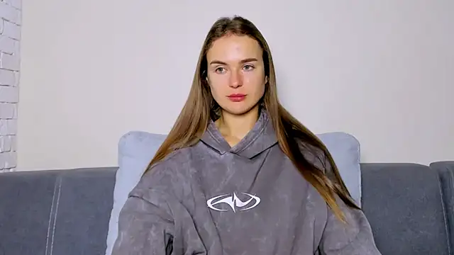 Snapshot of LilMary_ chatting on 12/01/25, 07:24 LilMary online show from 12/01/25, 07:24