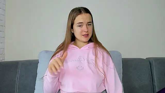 Snapshot of LilMary_ chatting on 12/05/25, 07:28 LilMary online show from 12/05/25, 07:28