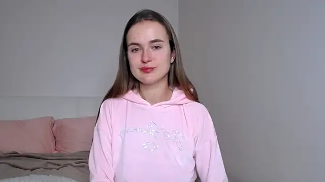 Snapshot of LilMary_ chatting on 12/15/25, 08:24 LilMary online show from 12/15/25, 08:24