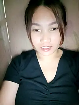 Snapshot of min-xinh chatting on 09/29/25, 03:55 min-xinh online show from 09/29/25, 03:55