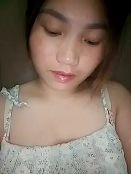 Snapshot of min-xinh chatting on 10/01/25, 04:24 min-xinh online show from 10/01/25, 04:24