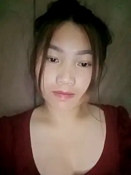 Snapshot of min-xinh chatting on 10/10/25, 09:58 min-xinh online show from 10/10/25, 09:58