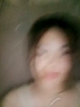 Snapshot of min-xinh chatting on 10/12/25, 07:24 min-xinh online show from 10/12/25, 07:24