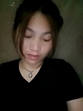 Snapshot of min-xinh chatting on 10/18/25, 09:26 min-xinh online show from 10/18/25, 09:26