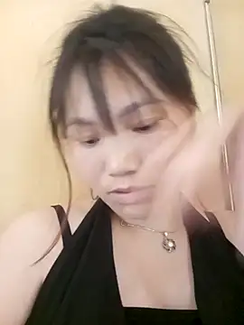 Snapshot of min-xinh chatting on 04/11/26, 08:51 min-xinh online show from 04/11/26, 08:51