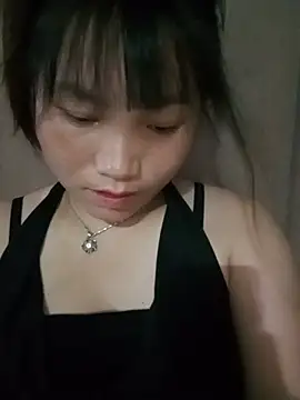 Snapshot of min-xinh chatting on 06/18/26, 01:04 min-xinh online show from 06/18/26, 01:04