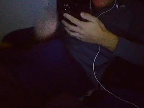 AlbertoRuiz086 online show from 10/10/25, 07:29