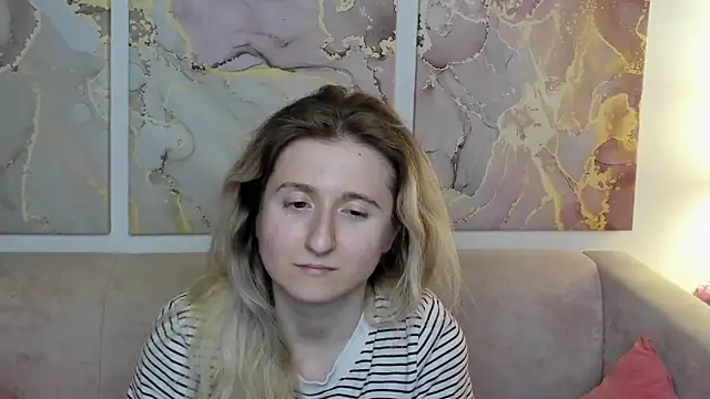 CamillaDreamer online show from 04/30/26, 08:57