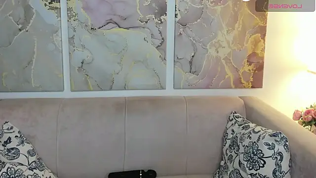 CamillaDreamer online show from 05/15/26, 11:45