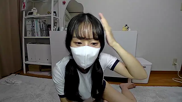 Snapshot of kana_sc chatting on 10/23/25, 11:09 kana sc online show from 10/23/25, 11:09