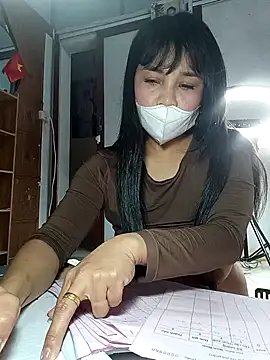 Snapshot of Ori-Min chatting on 02/09/26, 05:33 Ori-Min online show from 02/09/26, 05:33