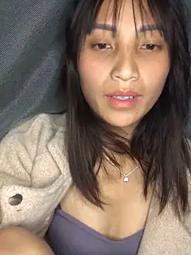 Snapshot of July_sexy69 chatting on 11/14/25, 03:33 July sexy69 online show from 11/14/25, 03:33