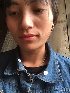 Snapshot of July_sexy69 chatting on 11/21/25, 03:38 July sexy69 online show from 11/21/25, 03:38