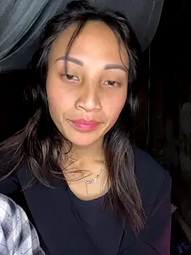 Snapshot of July_sexy69 chatting on 12/20/25, 01:51 July sexy69 online show from 12/20/25, 01:51