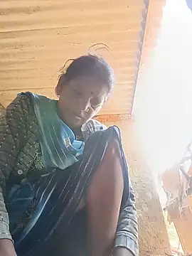 Snapshot of Rs_sonam chatting on 06/04/26, 04:18 Rs sonam online show from 06/04/26, 04:18