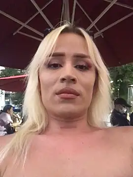 alexawinterrr online show from 12/15/25, 10:58