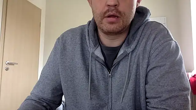 Snapshot of bull_TBM chatting on 02/23/26, 10:34 bull TBM online show from 02/23/26, 10:34