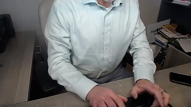 Snapshot of sackstor chatting on 04/20/26, 02:53 sackstor online show from 04/20/26, 02:53