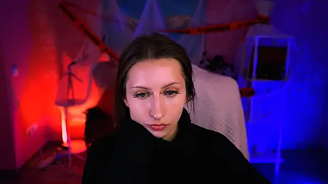 AliceLice  online show from 10/28/25, 08:07