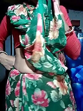 Snapshot of Lona2525 chatting on 10/01/25, 04:13 Lona2525 online show from 10/01/25, 04:13