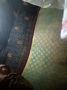 Snapshot of Lona2525 chatting on 01/10/26, 08:32 Lona2525 online show from 01/10/26, 08:32