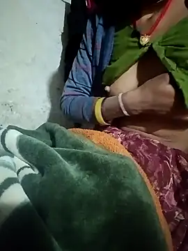 Snapshot of Lona2525 chatting on 04/08/26, 09:15 Lona2525 online show from 04/08/26, 09:15