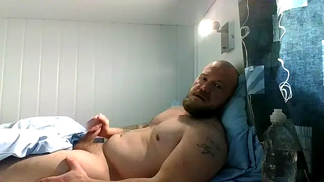 Snapshot of Real_viking chatting on 12/21/25, 12:45 Real viking online show from 12/21/25, 12:45