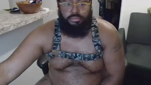 bear named j online show from 10/05/25, 01:53