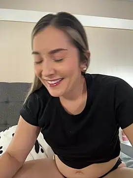 Mariana gom online show from 02/18/26, 02:13