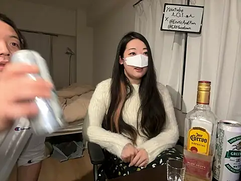 Snapshot of EAFfacedown chatting on 12/04/25, 10:02 EAFfacedown online show from 12/04/25, 10:02