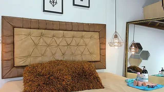 hannarose1208 online show from 10/08/25, 01:20