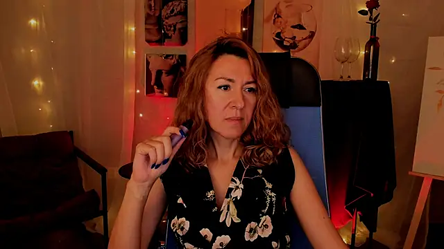 DonnaSmitth online show from 11/28/25, 03:25