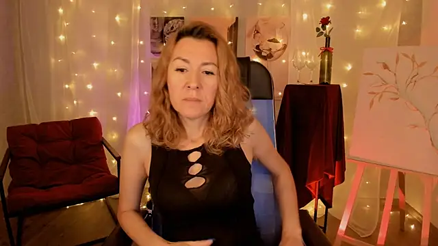 DonnaSmitth online show from 12/03/25, 12:25