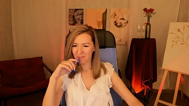 DonnaSmitth online show from 12/17/25, 03:51