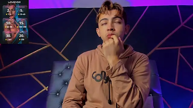 Lian Miller1  online show from 01/12/26, 12:32