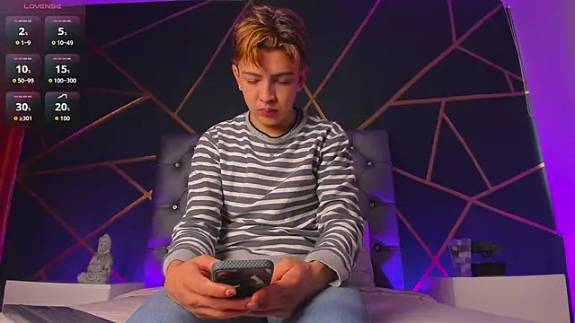 Lian Miller1  online show from 02/15/26, 08:16